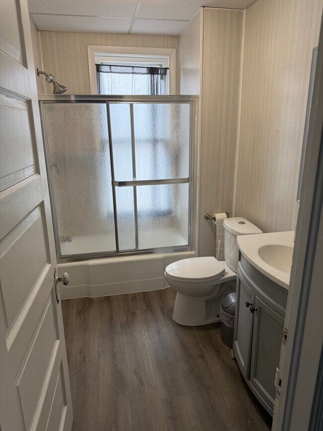 Foto del edificio - 1352 Illinois Ave