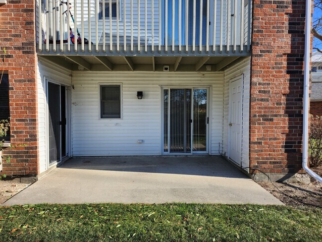 Building Photo - 1315 Cunat Ct