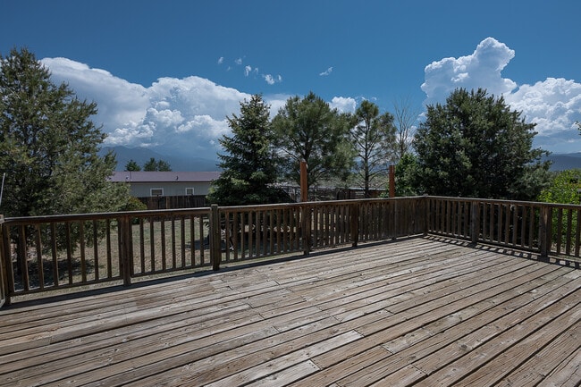 Foto del edificio - 49 Las Tusas Rd