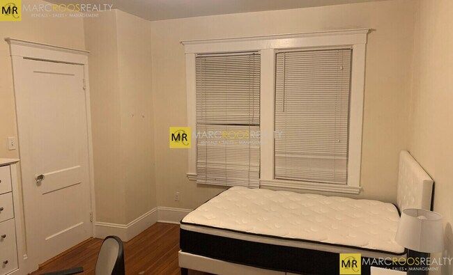 Building Photo - 96 Chestnut Hill Ave