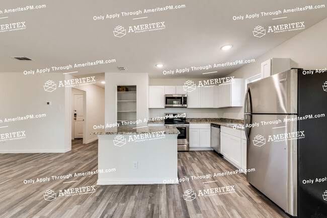 Building Photo - 4519 Circle C Dr