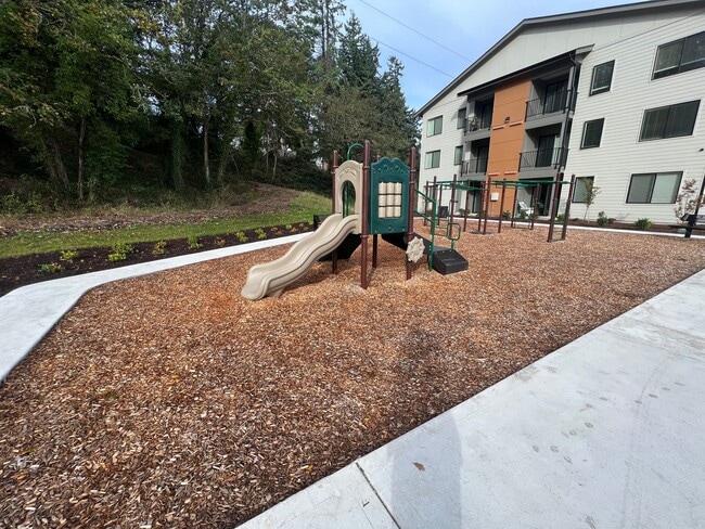 Building Photo - The Manchester Apartments