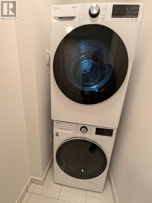 Photo du bâtiment - 225 Malta Ave.