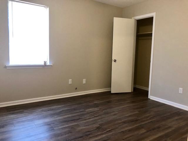 Foto del edificio - 156 Pelham Dr