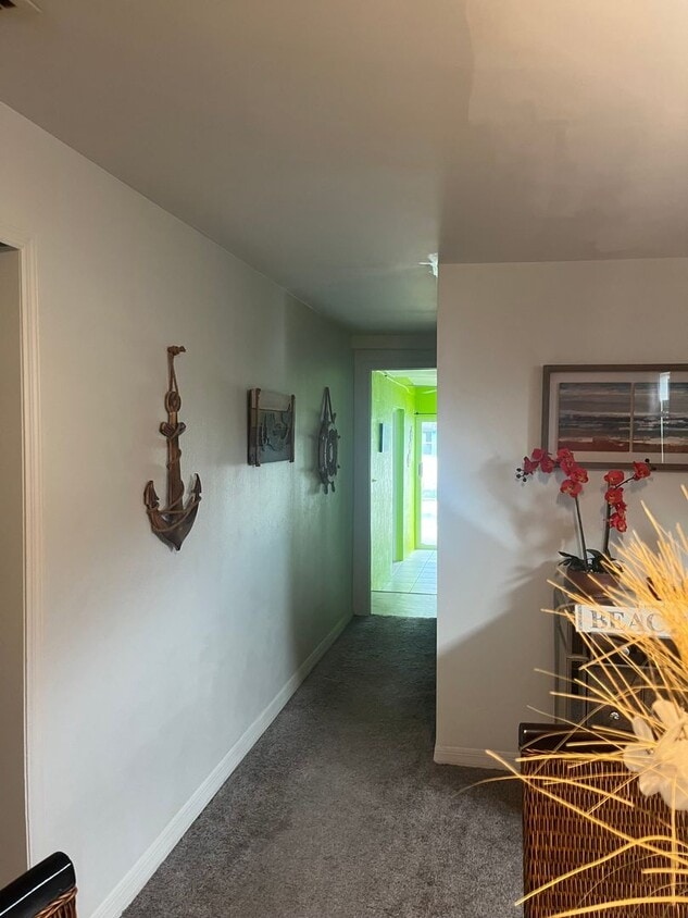 Beautiful 3/2 with pool in South Daytona House Rental in South