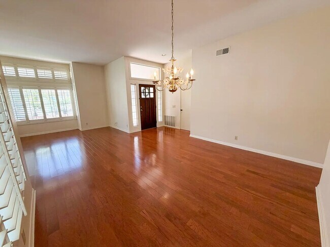 Foto del edificio - 1732 Sea Pines Rd