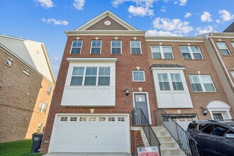 Building Photo - 5976 Kate Chopin Pl