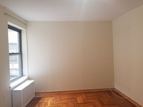 Foto del edificio - 302 Marine Ave