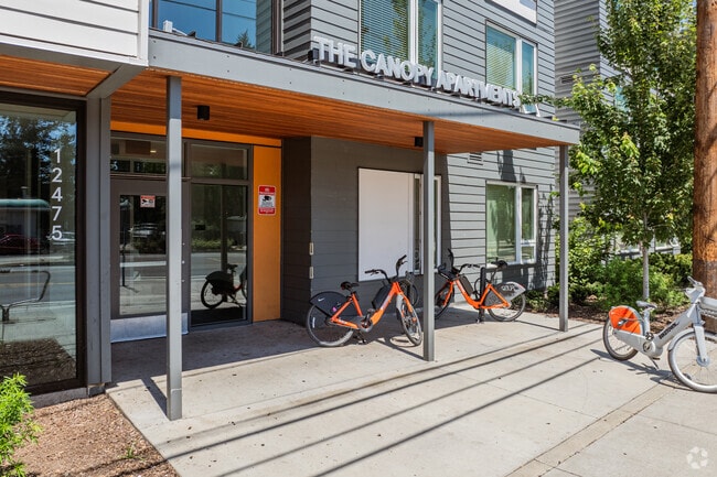Entrada - The Canopy Apartments at Powell