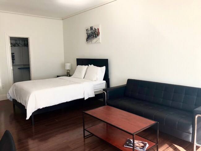 Foto del edificio - 618 S New Hampshire Ave