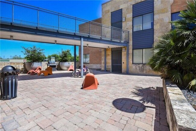 Foto del edificio - 3016 Guadalupe St