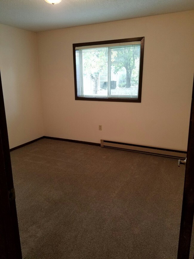 segundo dormitorio - 1647 Pleasant View Dr