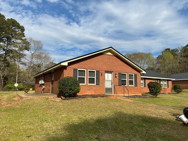 Photo - 1755-1757 Cedar Shoals Dr Apartment