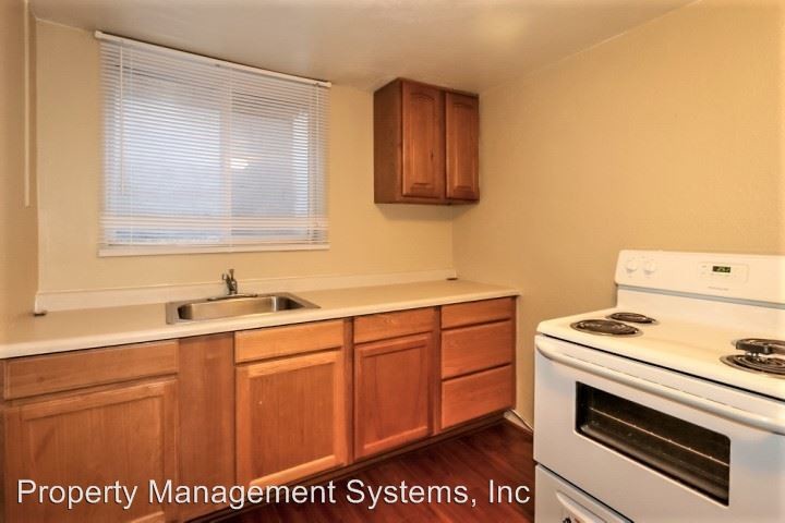 Foto principal - 1540 State St