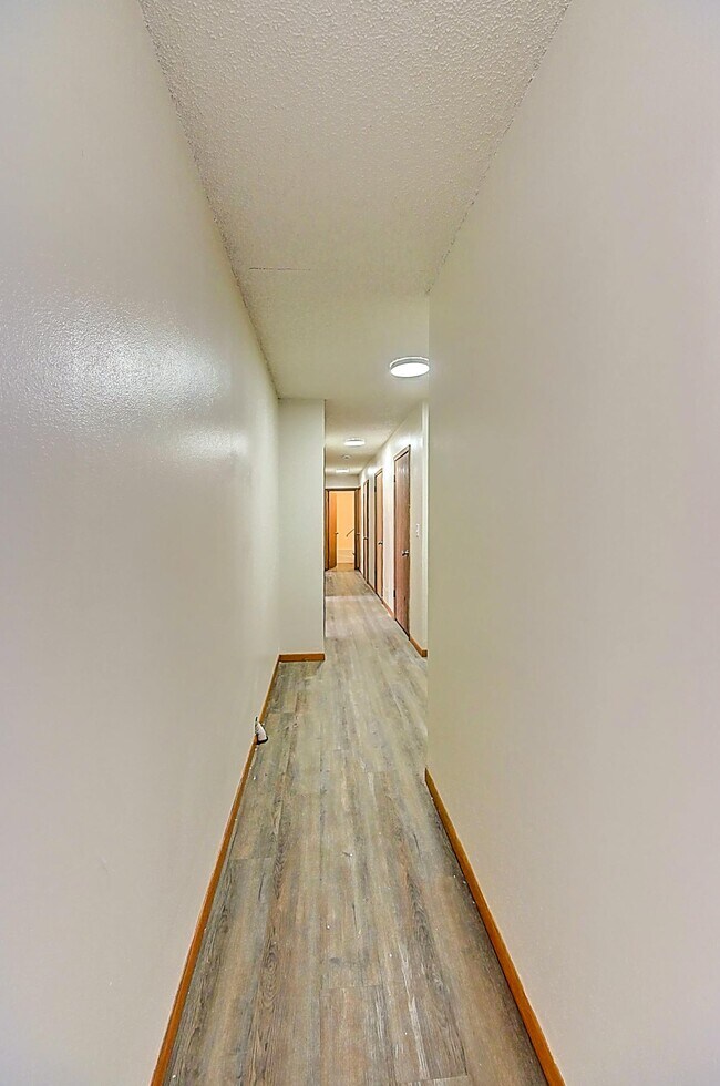 Foto del edificio - 413 S Johnson St