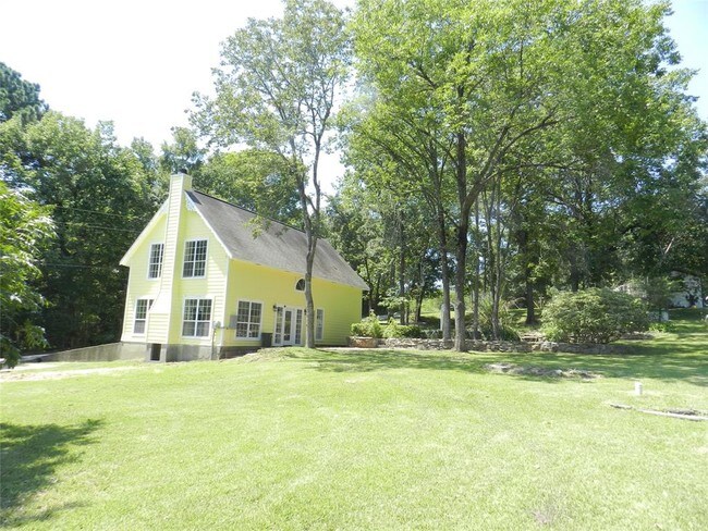 Building Photo - 6 Nita Dr