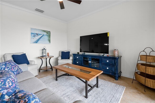 Building Photo - 9735 Acqua Ct