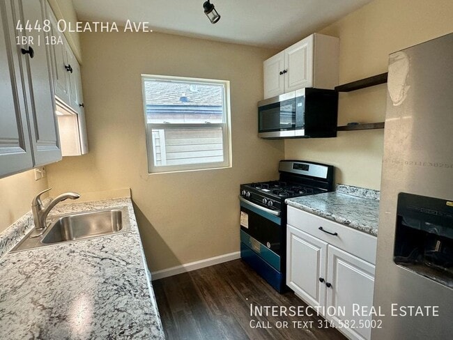 Building Photo - 4448 Oleatha Ave