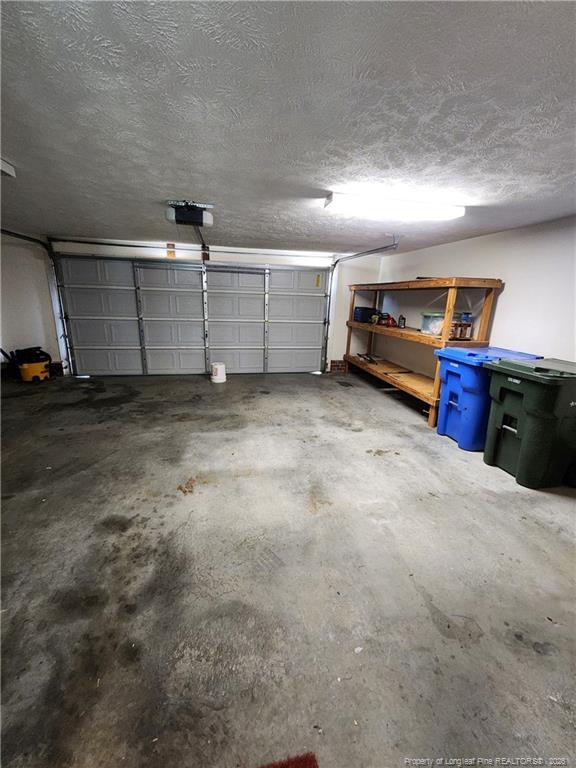 Building Photo - 1549 Laurel Oak Dr