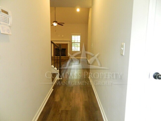 Foto del edificio - 1456 Starling Ct