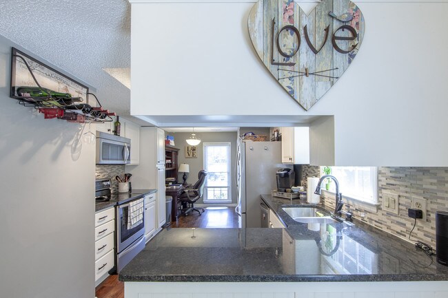 Building Photo - 6818 Copernicus Circle