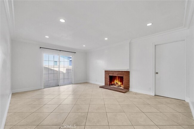 Building Photo - 8801 Mays Ave