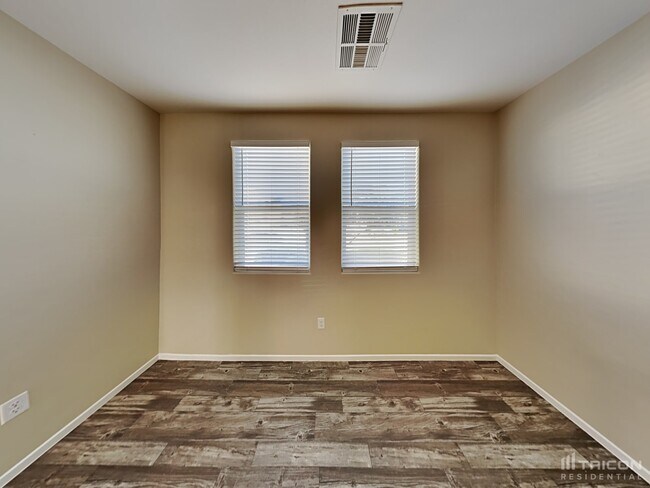 Foto del edificio - 3669 Karissa Heights Pl