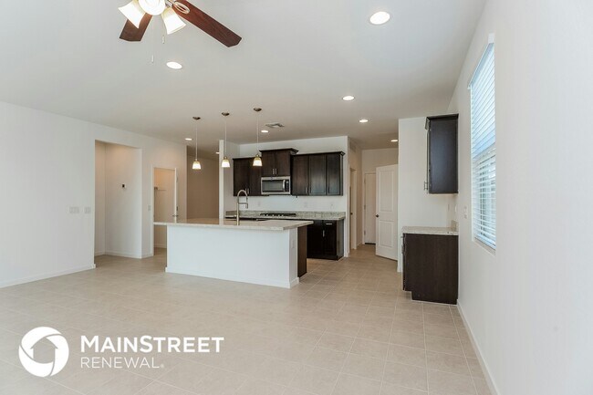 Foto del edificio - 4426 Greenleaf Dr