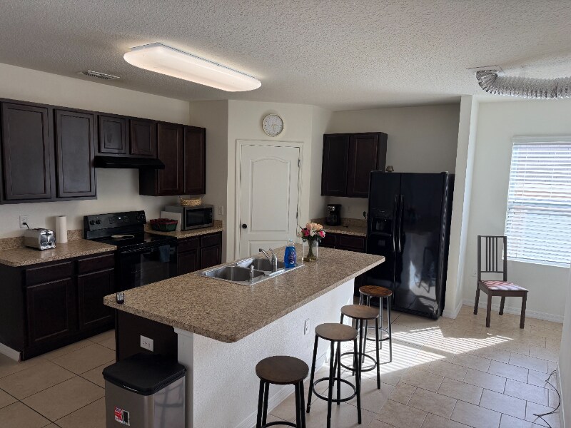 Foto del edificio - 175 Bella Dr