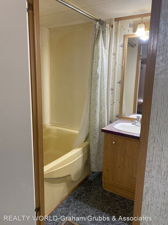 Foto del edificio - 2 br, 2 bath House - 21341 Crawford Lake Road