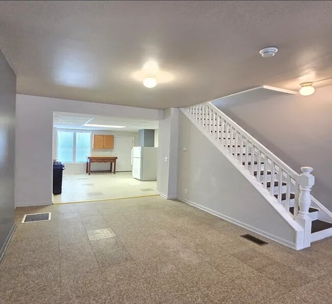 Building Photo - 1310 N Montford Ave