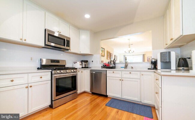 Building Photo - 13878 Coleman Ct