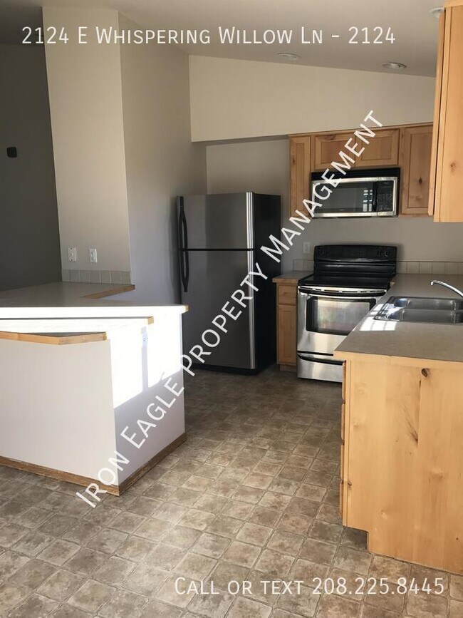 Foto del edificio - 2124 E Whispering Willow Ln