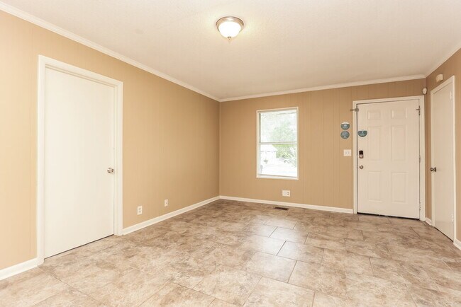 Foto del edificio - 2214 Norman Ave