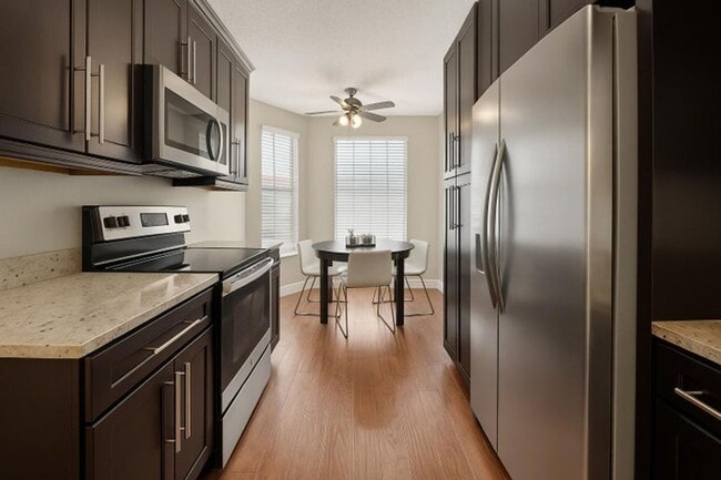 Building Photo - 20951 Via Alamanda