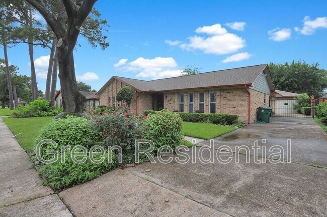 Building Photo - 950 W Donovan St