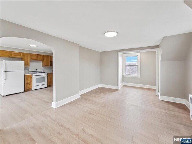 Foto del edificio - 109 Division Ave