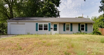 Building Photo - 2019 Miller Dr