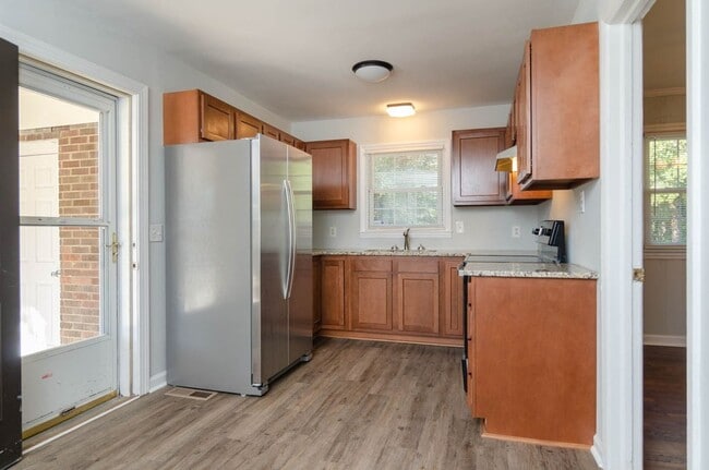 Building Photo - 527 Manassas Drive