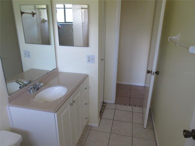 Building Photo - 23289 Olean Blvd