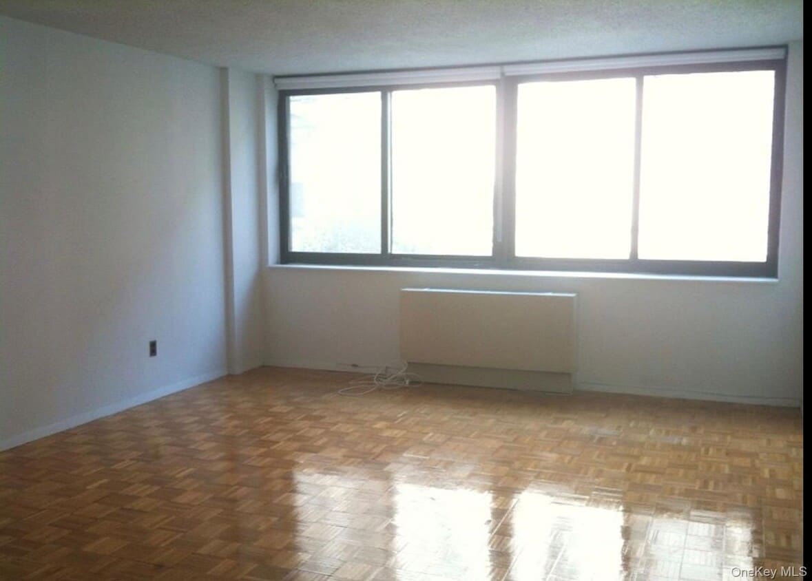 Building Photo - 376 Broadway