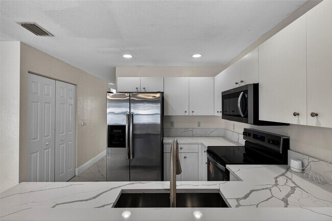 Foto del edificio - 85 Citrus Park Ln