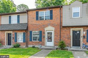Building Photo - 1525 Stowmarket Ct