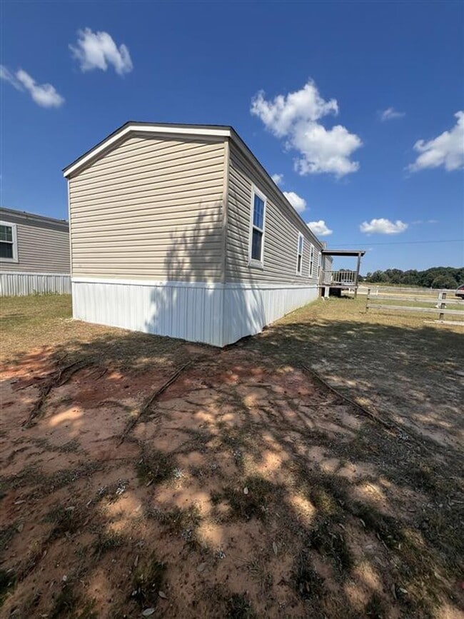 Building Photo - 142 County Rd 5516