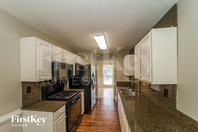 Foto del edificio - 4772 Baker Plantation Dr