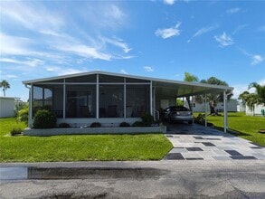 Building Photo - 501 Longwood Dr