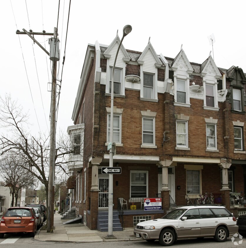 Primary Photo - 31 S 45th St