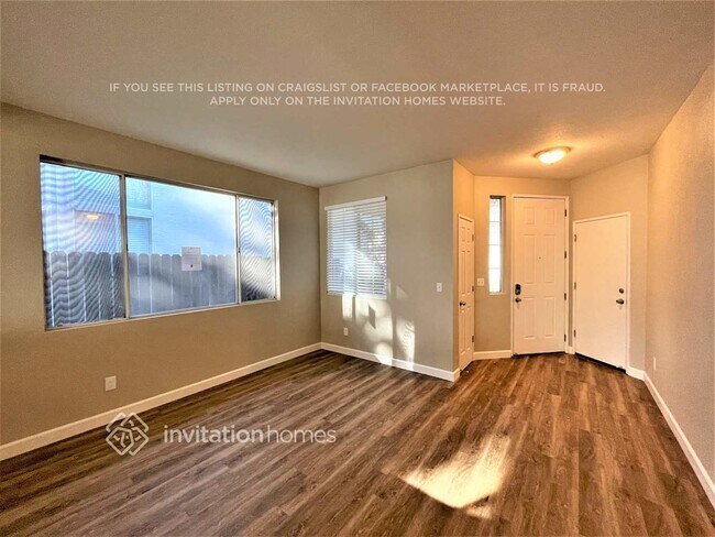 Foto del edificio - 5430 Moonlight Way
