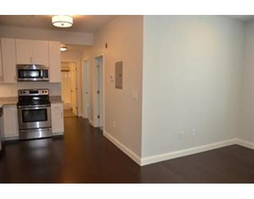 Building Photo - 6 Admirals Way
