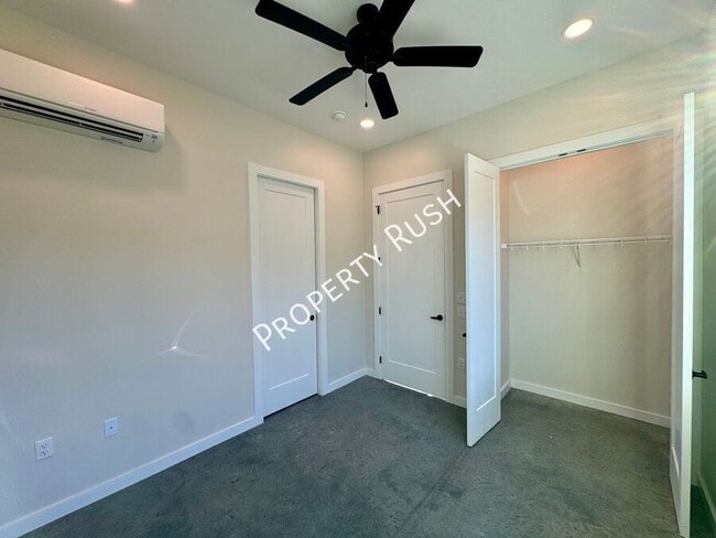 Building Photo - 1865 Zeta Way